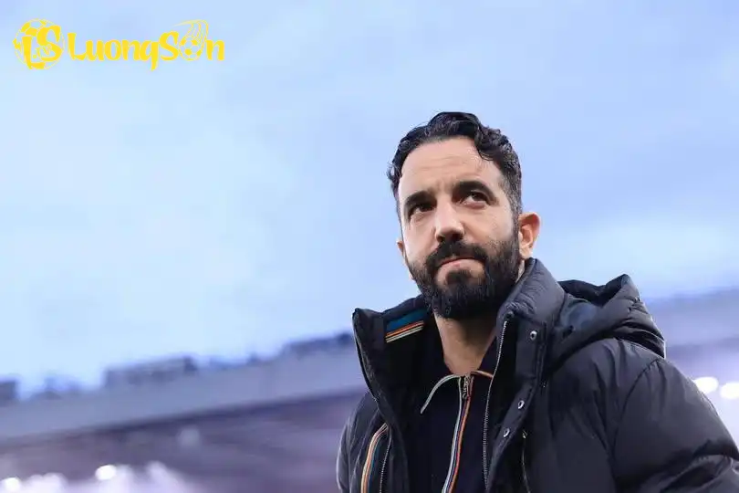 HLV Amorim đang muốn thanh lọc đội hình mạnh mẽ ngay trong mùa hè này