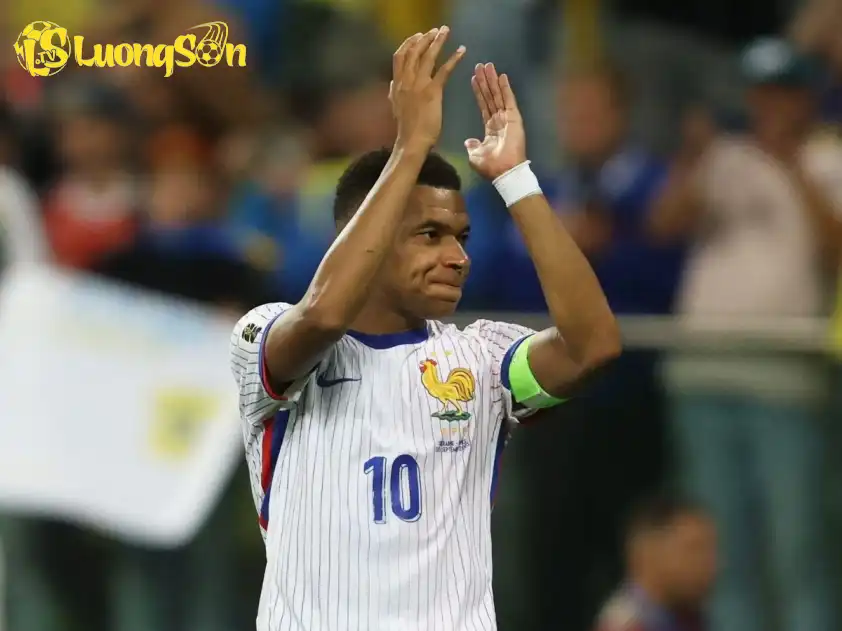 Mbappe vẫn chứng minh vai trò đầu tàu trong lối chơi của Pháp ở thời điểm hiện tại