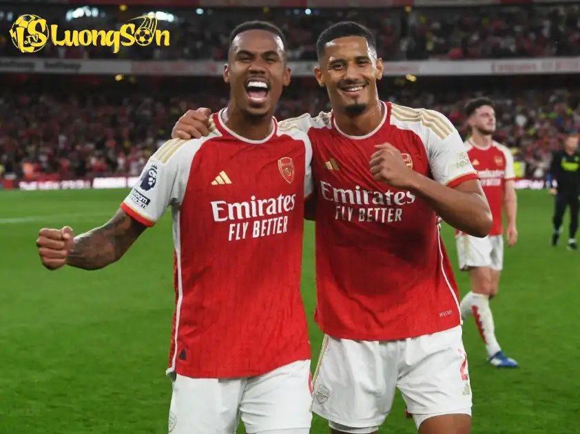 Sự xuất sắc của hàng phòng ngự giúp Arsenal rất khó bị đánh bại ở thời điểm hiện tại (Ảnh: The Times) Sự xuất sắc của hàng phòng ngự giúp Arsenal rất khó bị đánh bại ở thời điểm hiện tại