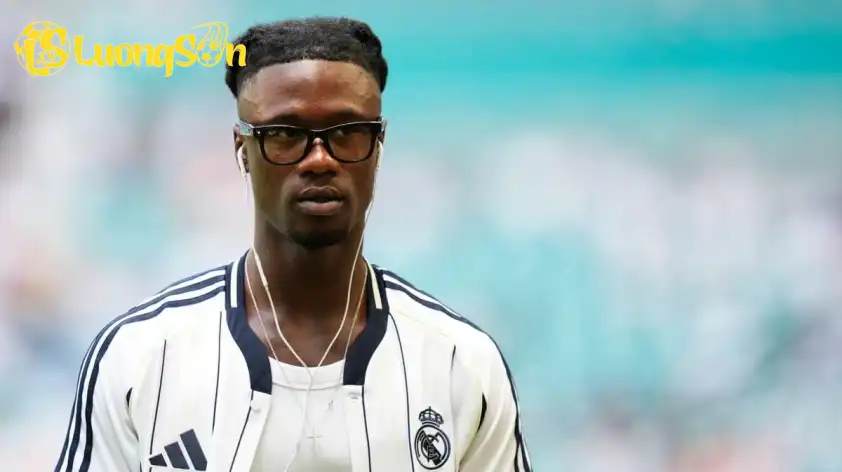 Chelsea được cho là sẵn sàng chi đậm để chiêu mộ Eduardo Camavinga